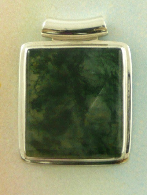 Sterling Silver Pendant Moss Agate P39